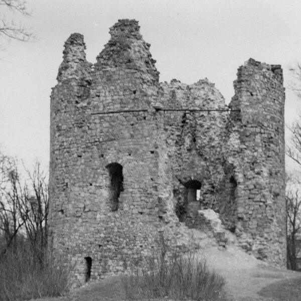 Dauderu parka pilsdrupas