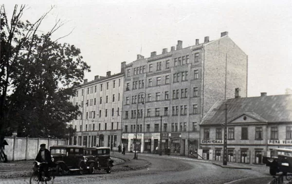 Tilta un Duntes ielu krustojums - 1930. gadi