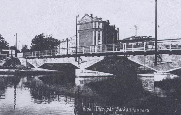 Tilts pāri Sarkandaugavas kanālam - 1930. gadi