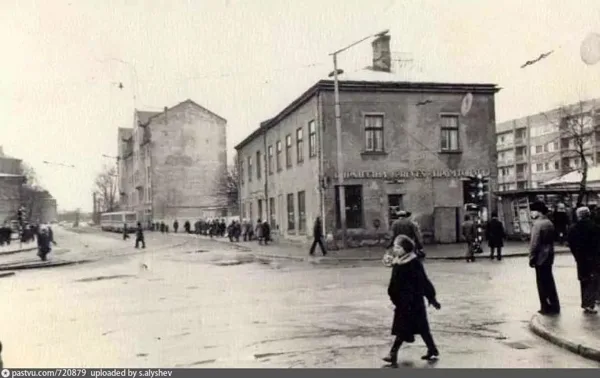 Tilta un Sarkandaugavas ielu krustojums - 1960. gadi